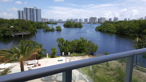 Image of East Greynolds Park