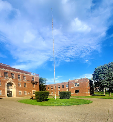 Image of Hill View Manor