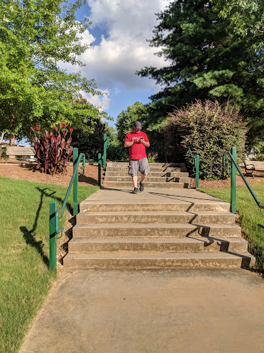 Image of Ivey Terrace Park