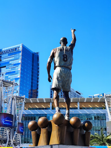 Image of Kobe “Bean” Bryant Memorial Statue