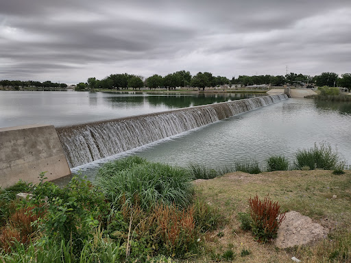 Image of Lake Carlsbad Beach Park