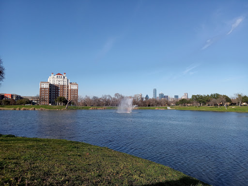 Image of Lake Cliff Park