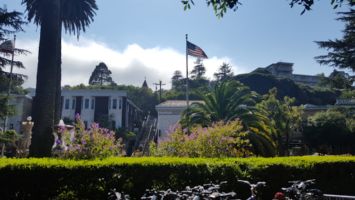 Image of McElroy Octagon House