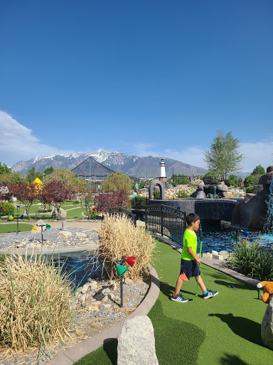 Image of Mulligans Golf & Games