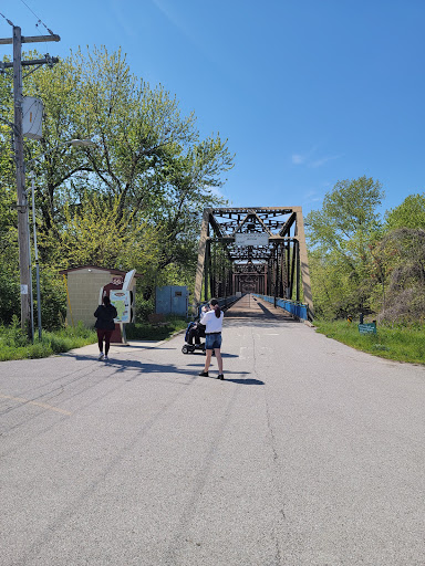 Image of Old Chain of Rocks Bridge