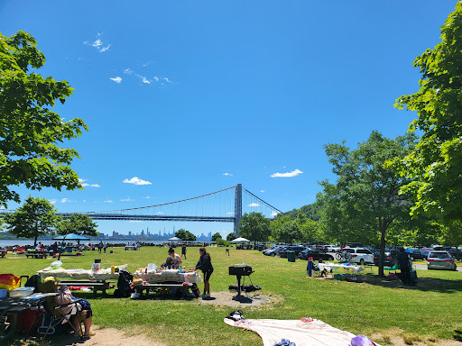Image of Palisades Interstate Park Commission: Ross Dock Picnic Area