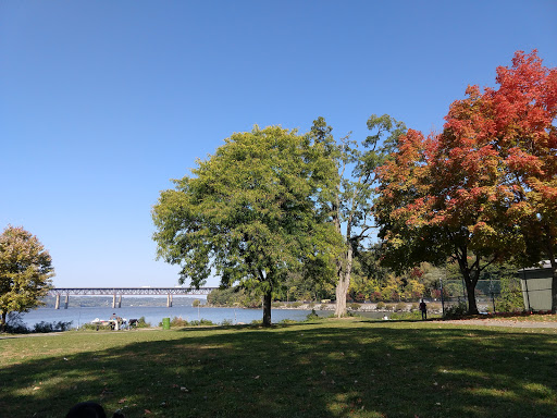 Image of Pete and Toshi Seeger Riverfront Park