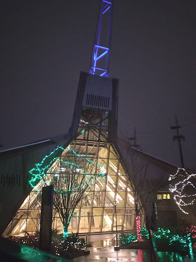 Image of Simon Skjodt International Orangutan Center