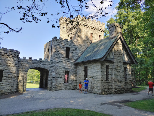 Image of Squire's Castle