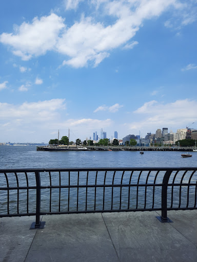 Image of Teardrop Park