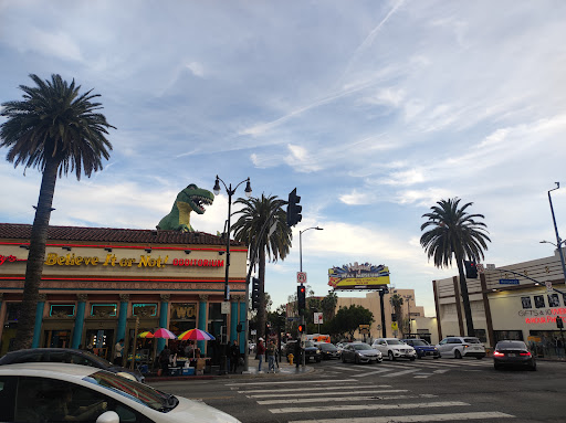 Image of World of Illusions Los Angeles